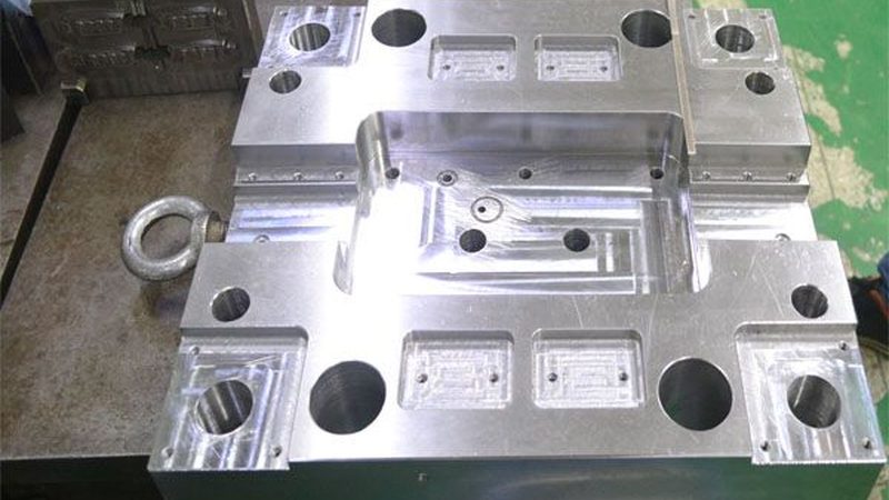 成都冲压模具加盟，如何选择优质品牌？**