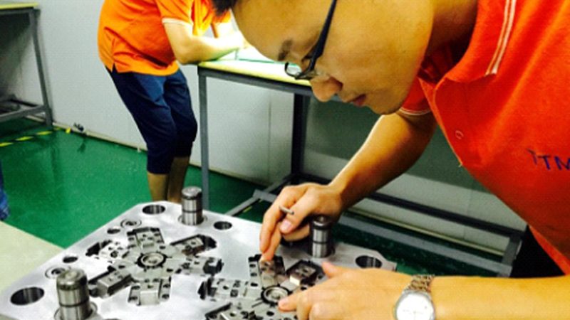 吸塑模具安装技术指南